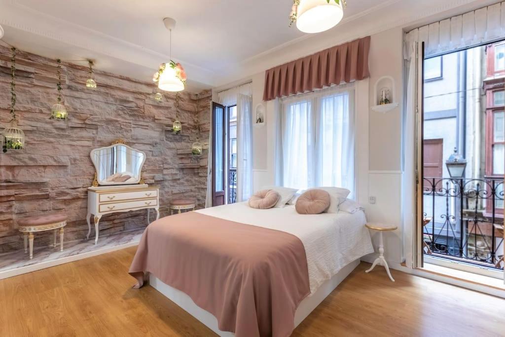 Ferienwohnung Piso Diseno Deluxe Casco Viejo Entrada Autonoma Y Ascensor Bilbao Exterior foto