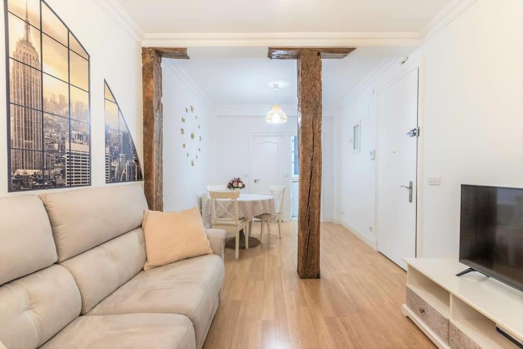 Ferienwohnung Piso Diseno Deluxe Casco Viejo Entrada Autonoma Y Ascensor Bilbao Exterior foto